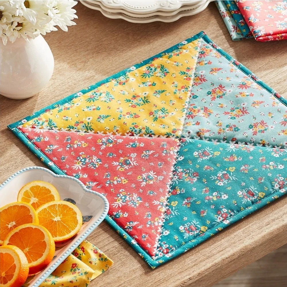12 pcs The Pioneer Woman Rose Ditsy Quilted Placemat Set 15